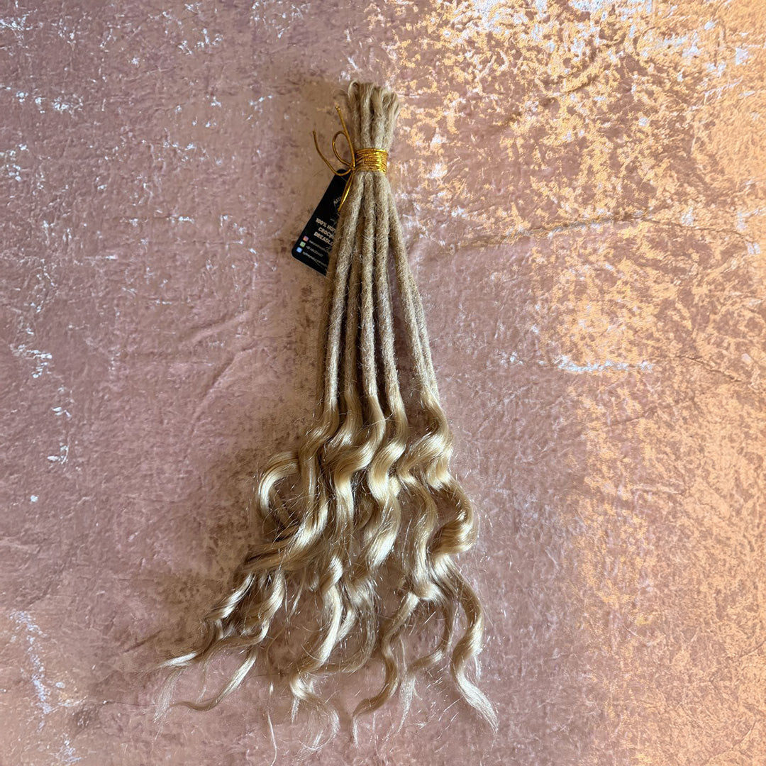 Goddess Locs Champagne Blonde 10 Units Bundle