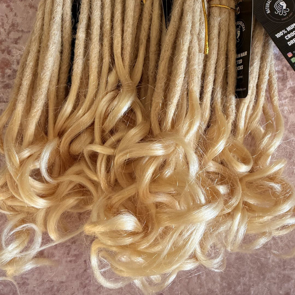 Highlight Blonde Mermaid Locs – 12" (5" Dread + 7" Curly Ends) – 0.6 cm Thickness
